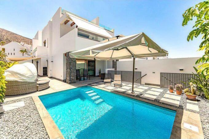 Luxury Villa Tropical Private Heated Pool Лос Кристианос Экстерьер фото